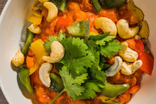 Load image into Gallery viewer, Chopped Veggie Salad With Tempeh & Hummus (Plant-Based)