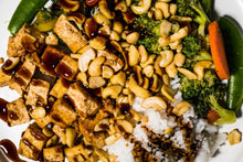 Load image into Gallery viewer, Teriyaki Tofu on Soba Noodles (Plant-Based)