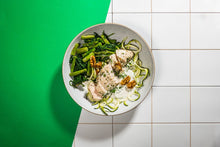 Load image into Gallery viewer, Chicken with Zoodles & White Wine Sauce (Keto)