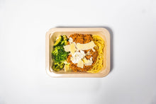 Load image into Gallery viewer, Beef & Spinach Pasta Bolognese (Low Carb)