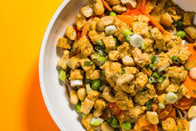 Load image into Gallery viewer, Sesame Ginger Tempeh with Soba Noodles (Plant-Based)