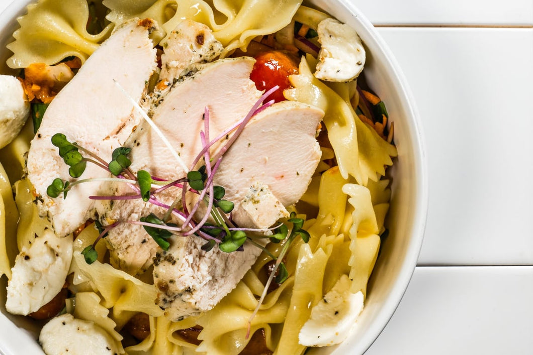 Chicken Pasta Salad with Sun-Dried Tomato Dressing (Low Carb)