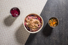 Load image into Gallery viewer, Berry &amp; Cream Cheese Oatmeal (Low Carb)
